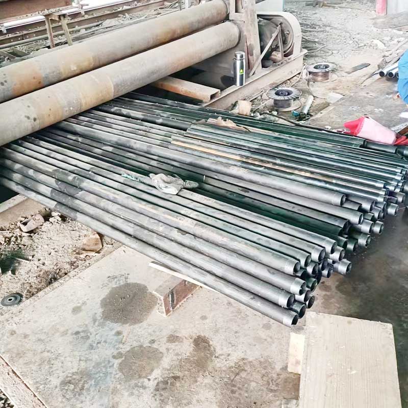 Customized prefabrication of pipelines